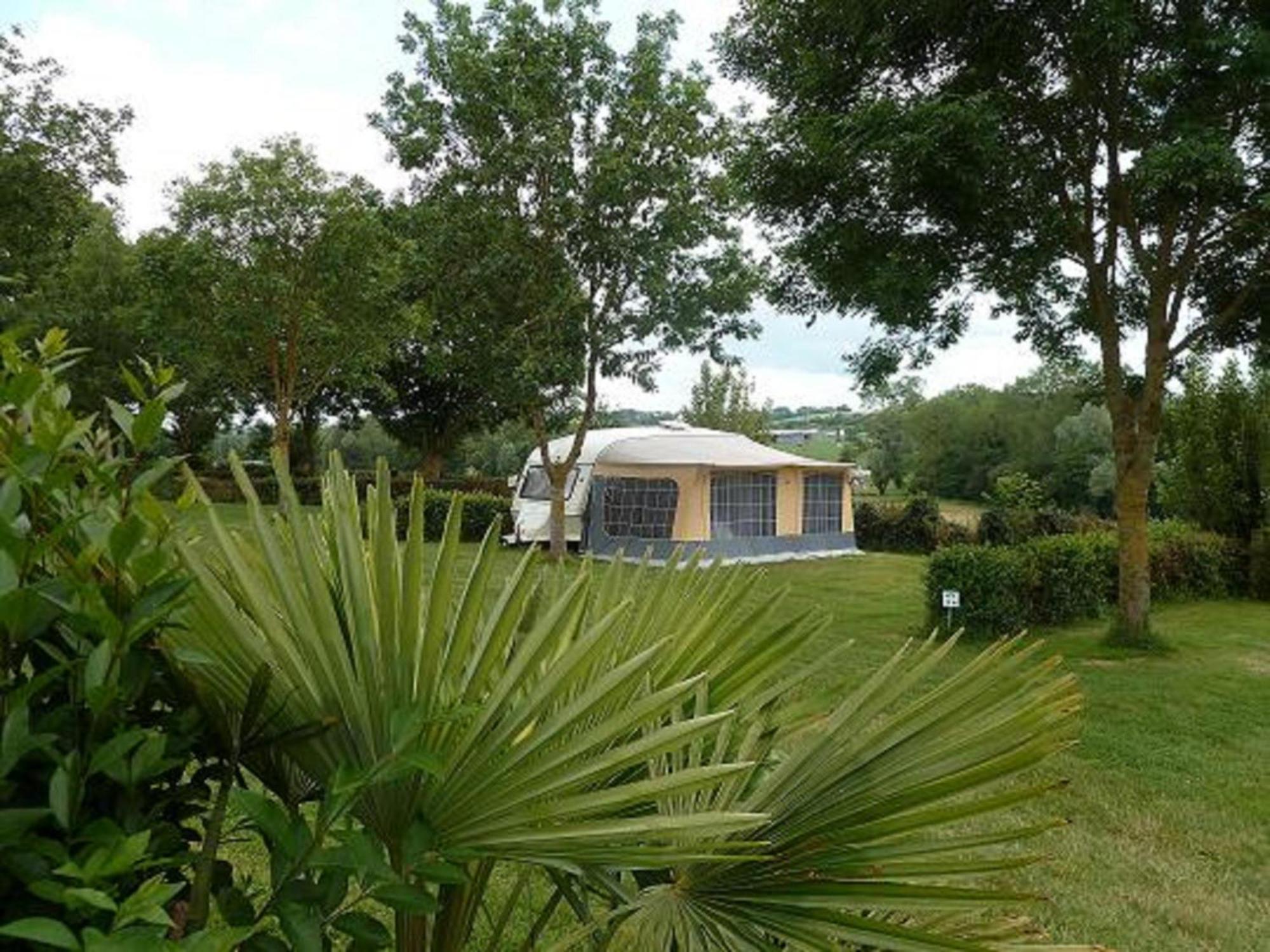 Camping le Frêche à l'Âne Pléboulle Esterno foto